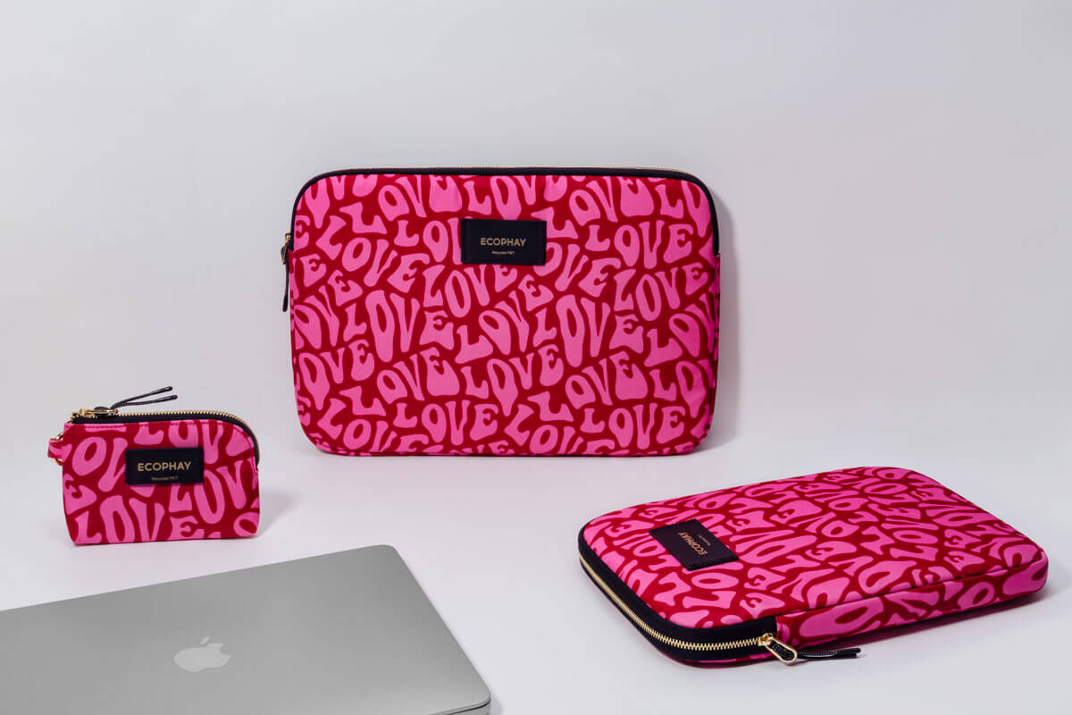 Red Love family with three coordinated accessory formats